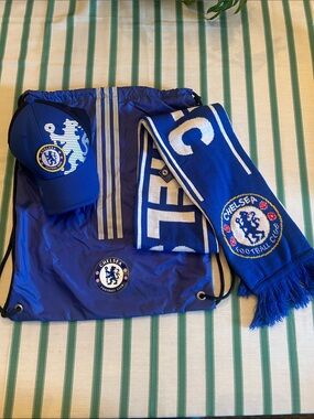 Chelsea Football Club Scarf, Hat, String Backpack Bundle